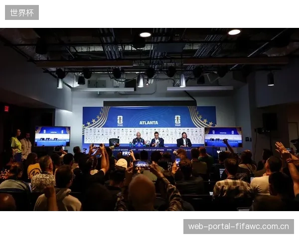 伤病潮成西班牙最大隐患，德拉富恩特需在小组赛阶段谨慎使用两大边路爆点。